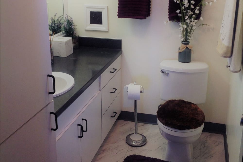 Photo of Kitchen in Tantalus
