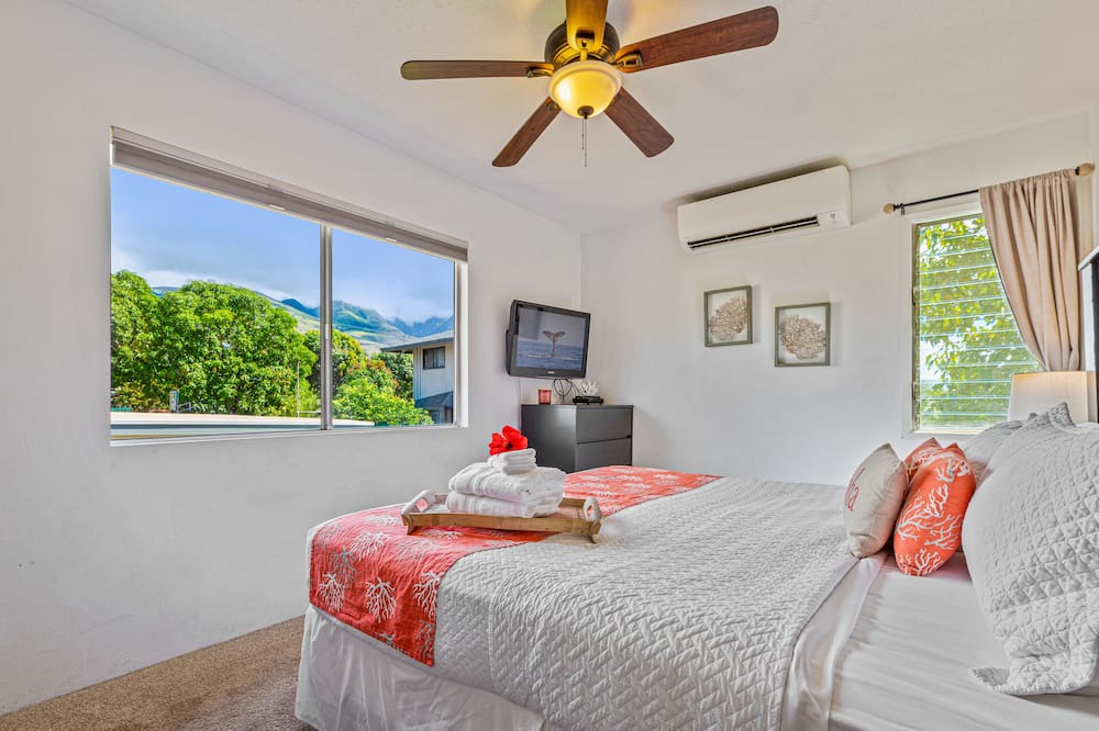 Photo of Bedroom in Downtown Lahaina