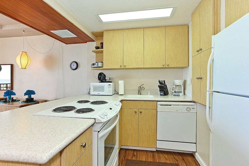 Photo of Kitchen in Makaha