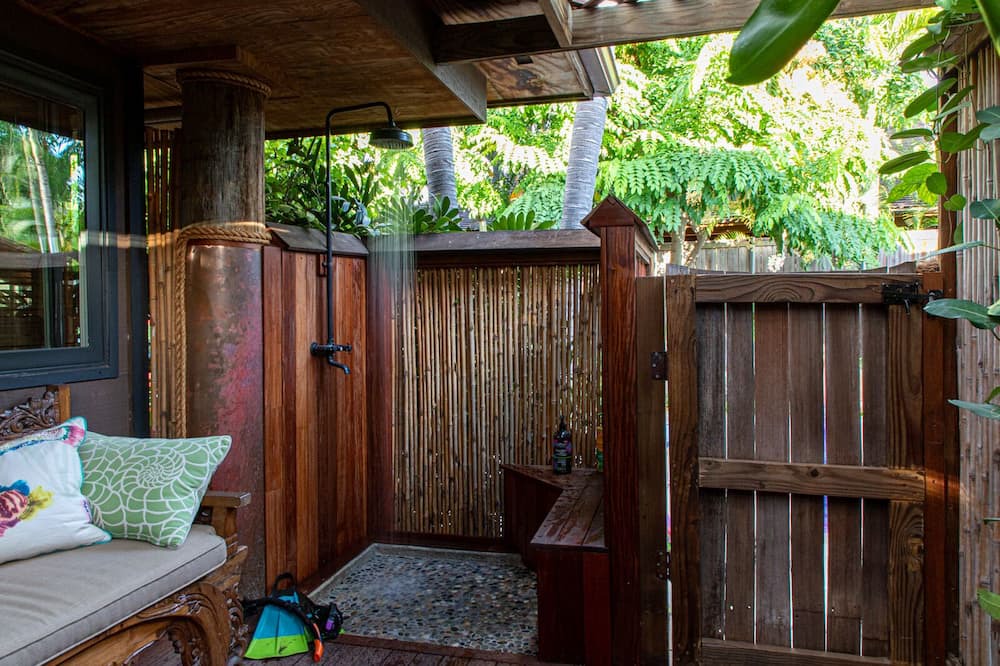 Photo of Outdoor in Historic Lahaina Front Street