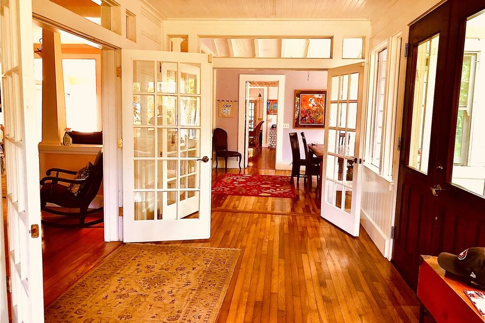 Photo of Livingroom in Hawi