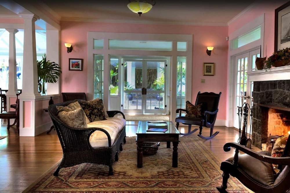 Photo of Livingroom in Hawi