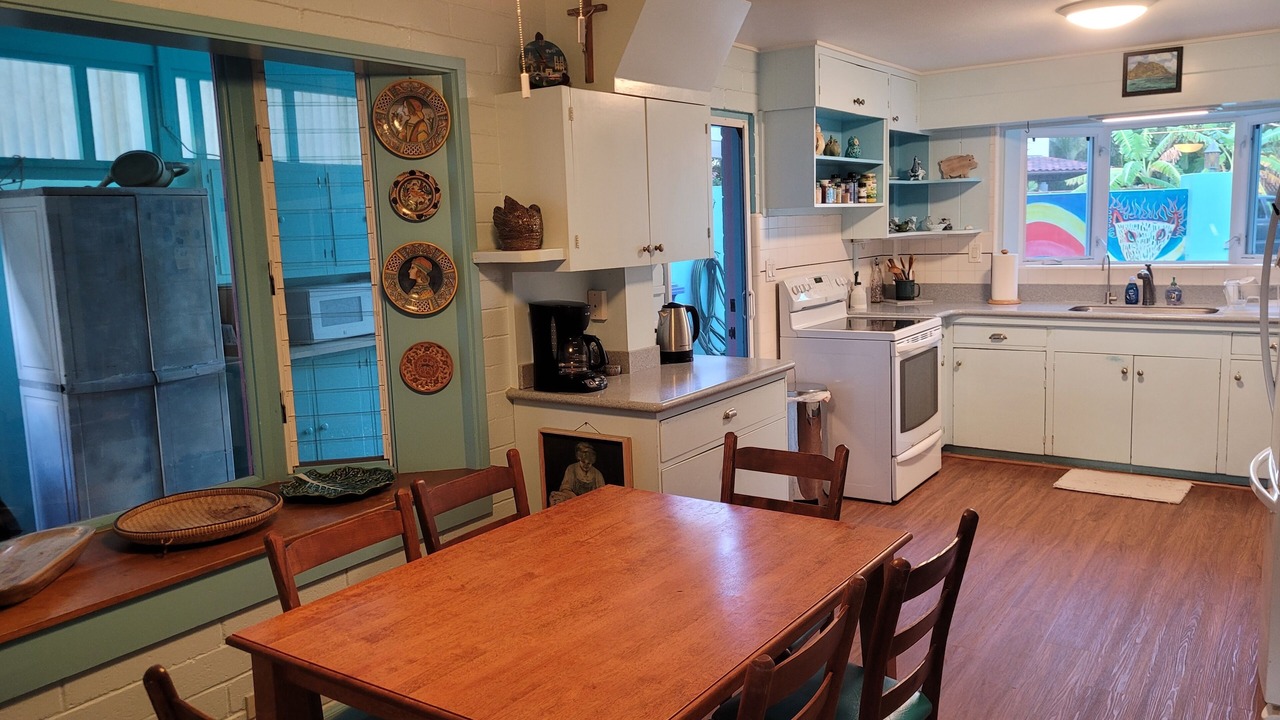 Photo of Kitchen in Diamond Head - Kapahulu - St. Louis