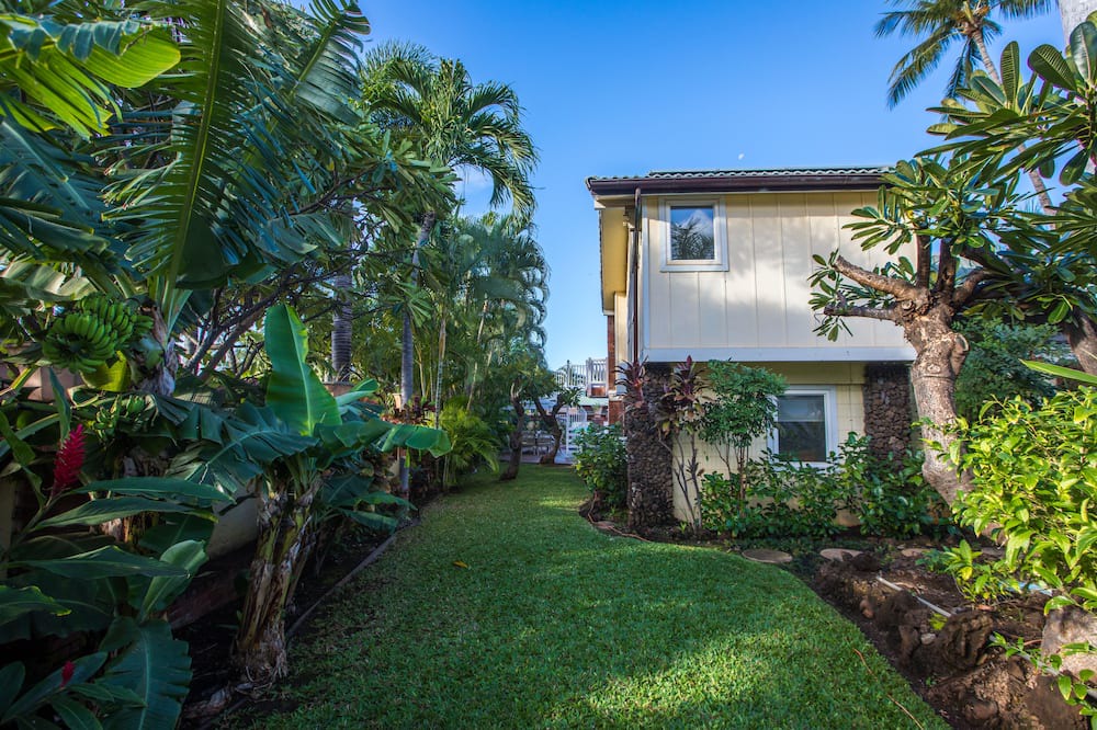 Photo of Outdoor in Historic Lahaina Front Street