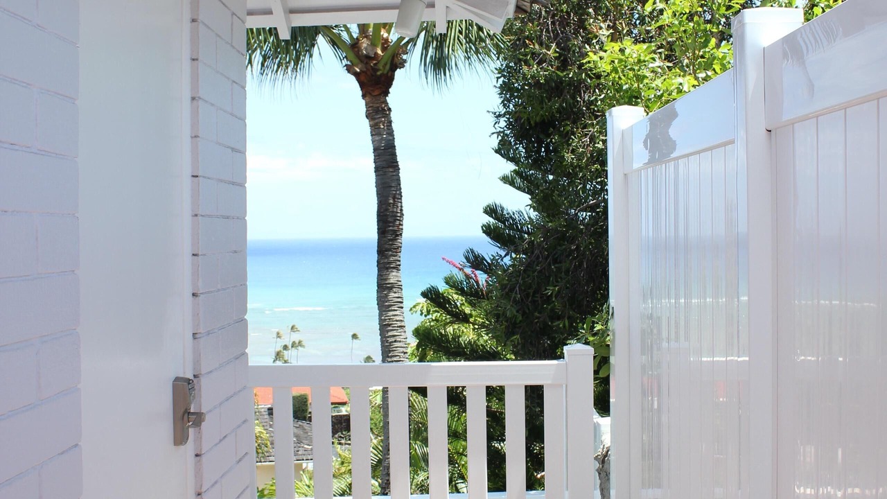 Photo of Outdoor in Waialae Iki Ridge