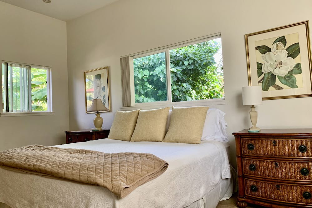 Photo of Bedroom in Waimanalo