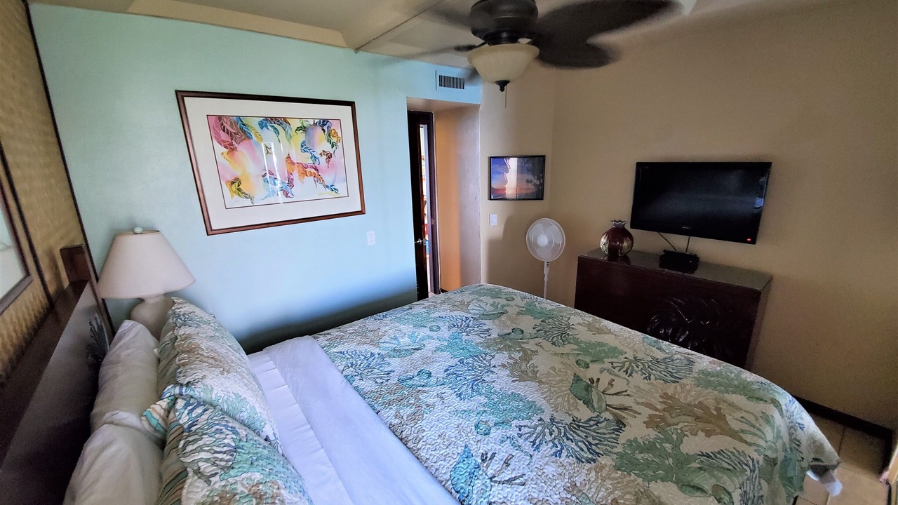 Photo of Bedroom in Makaha