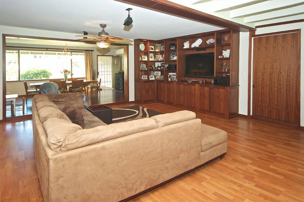 Photo of Bedroom in Waimanalo