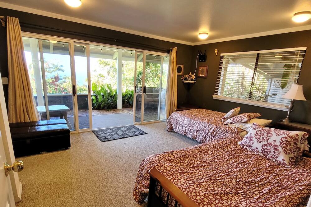 Photo of Bedroom in Holualoa