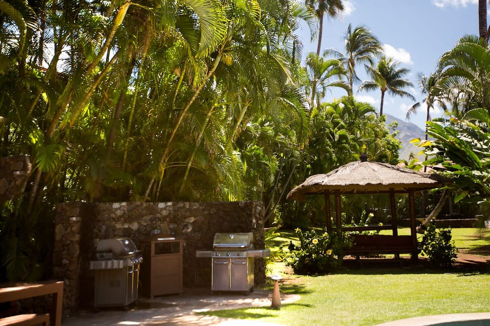 Photo of Outdoor in Historic Lahaina Front Street