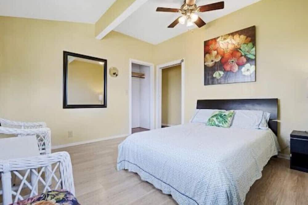 Photo of Bedroom in Kaimuki