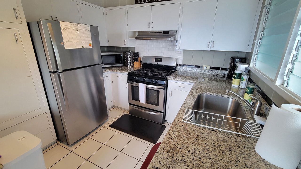 Photo of Kitchen in Keolu Hills
