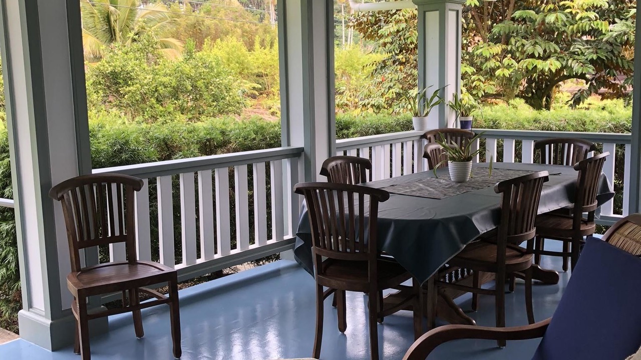 Photo of Patio Balcony in Hilo