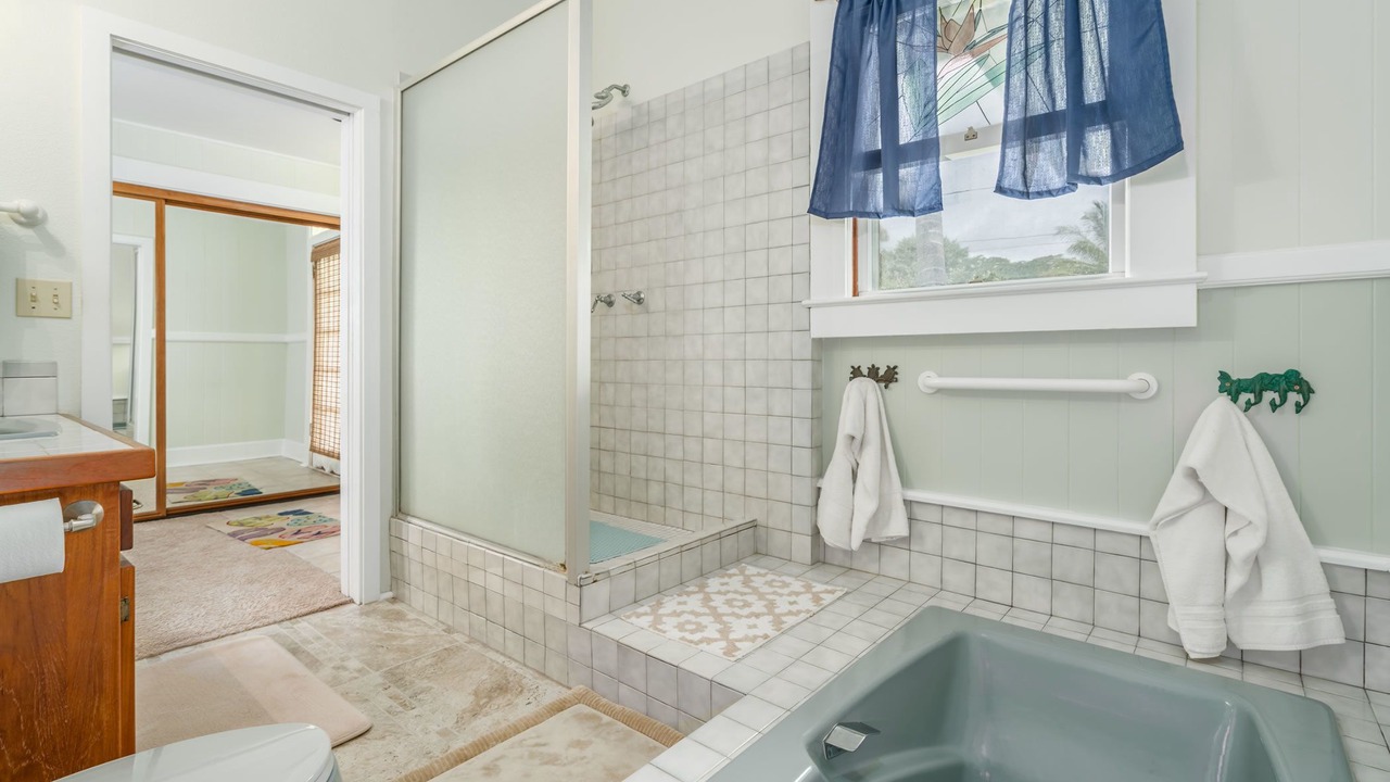 Photo of Bedroom in Hilo