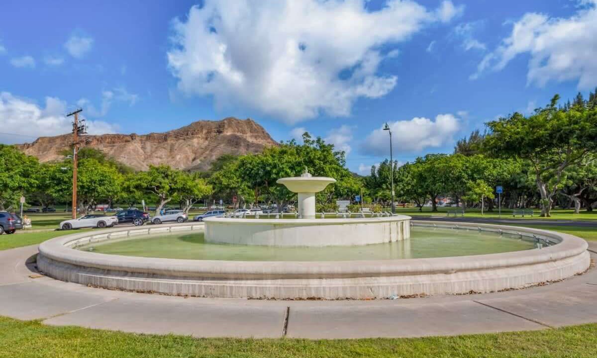 Photo of Outdoor in Diamond Head - Kapahulu - St. Louis