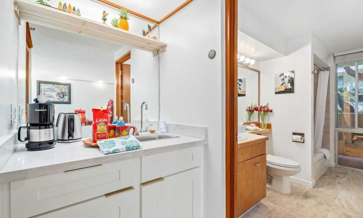 Photo of Kitchen in Diamond Head - Kapahulu - St. Louis