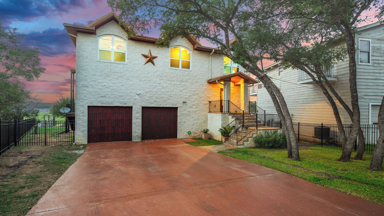 Photo of Outdoor in Highland Lake Estates