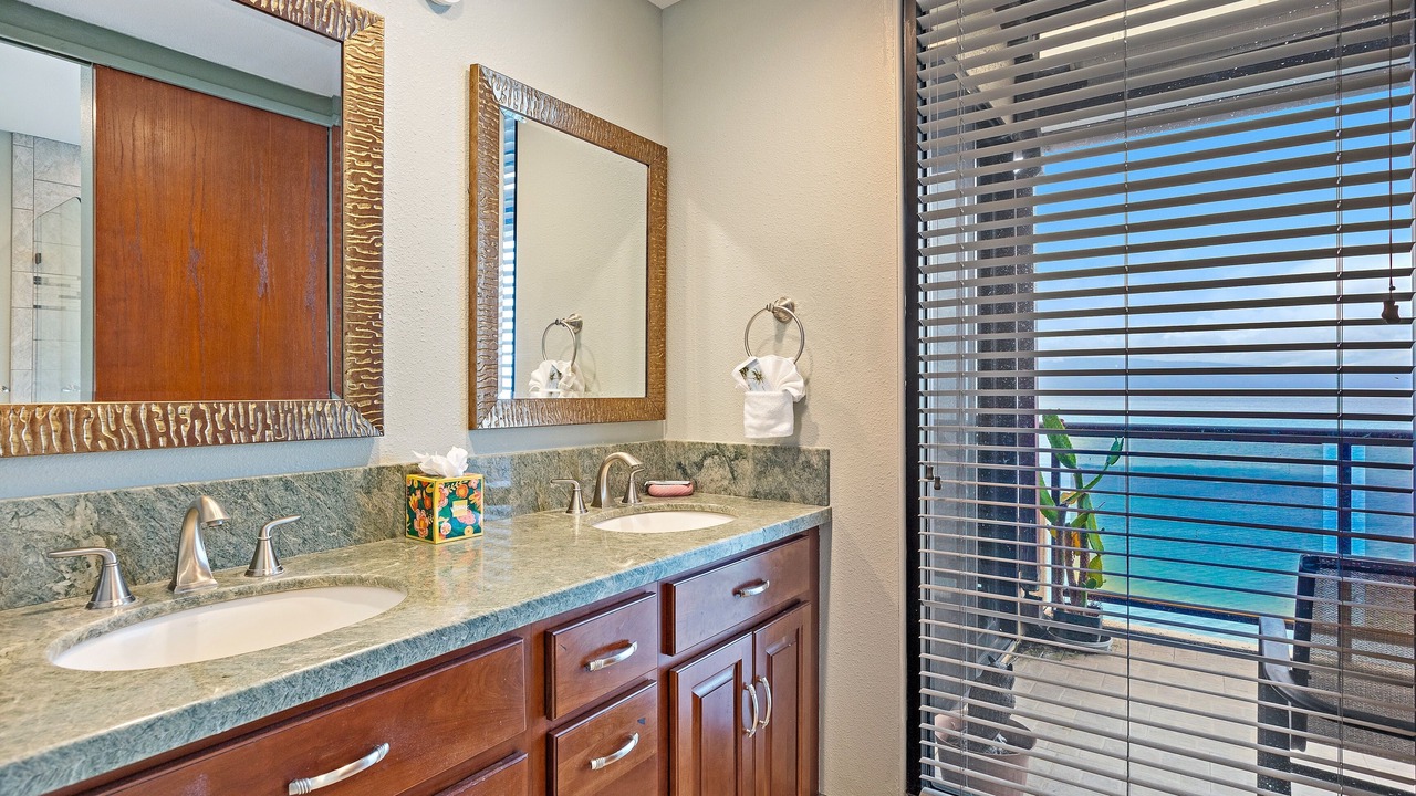 Photo of Bathroom in Kahana
