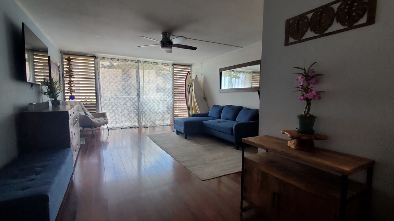 Photo of Livingroom in Mokuleia