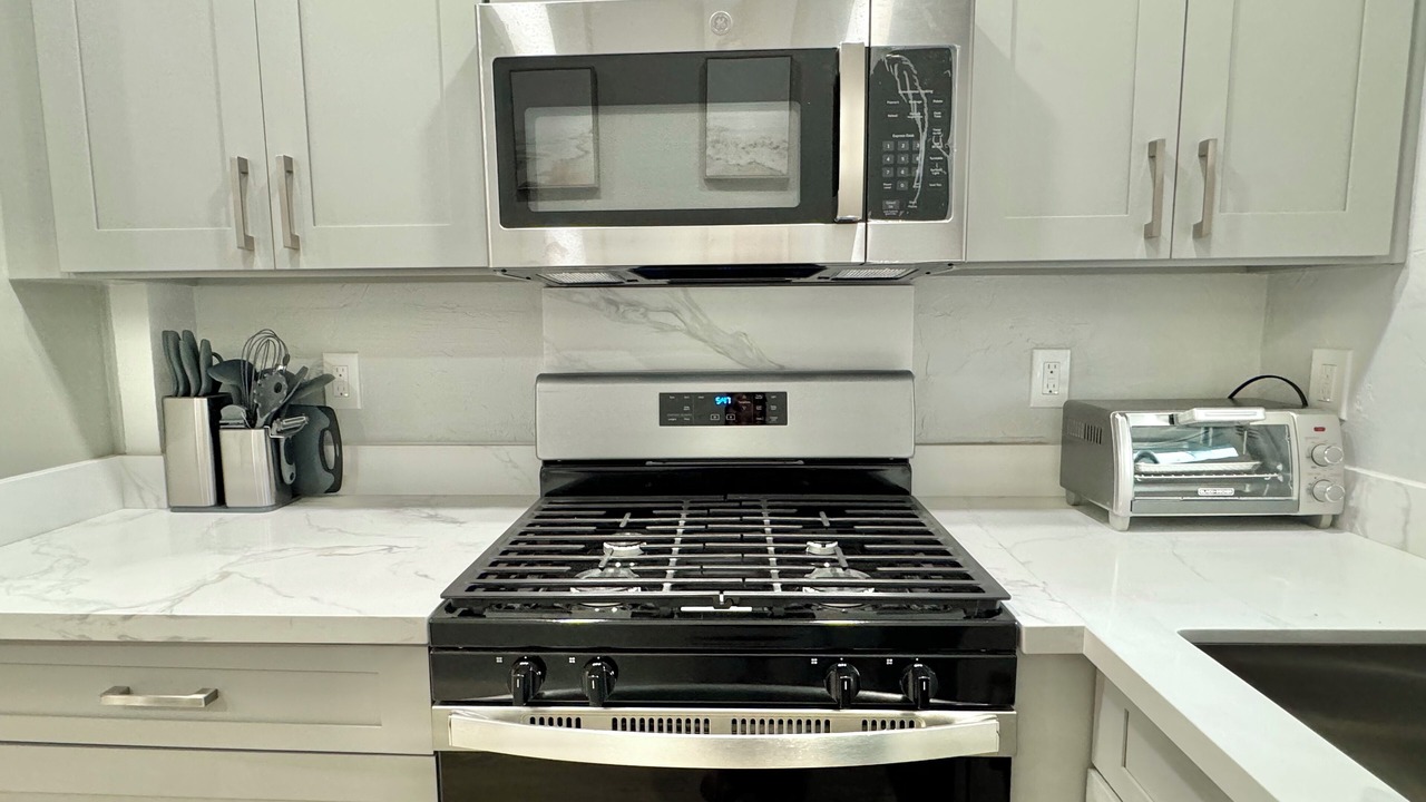 Photo of Kitchen in Makiki