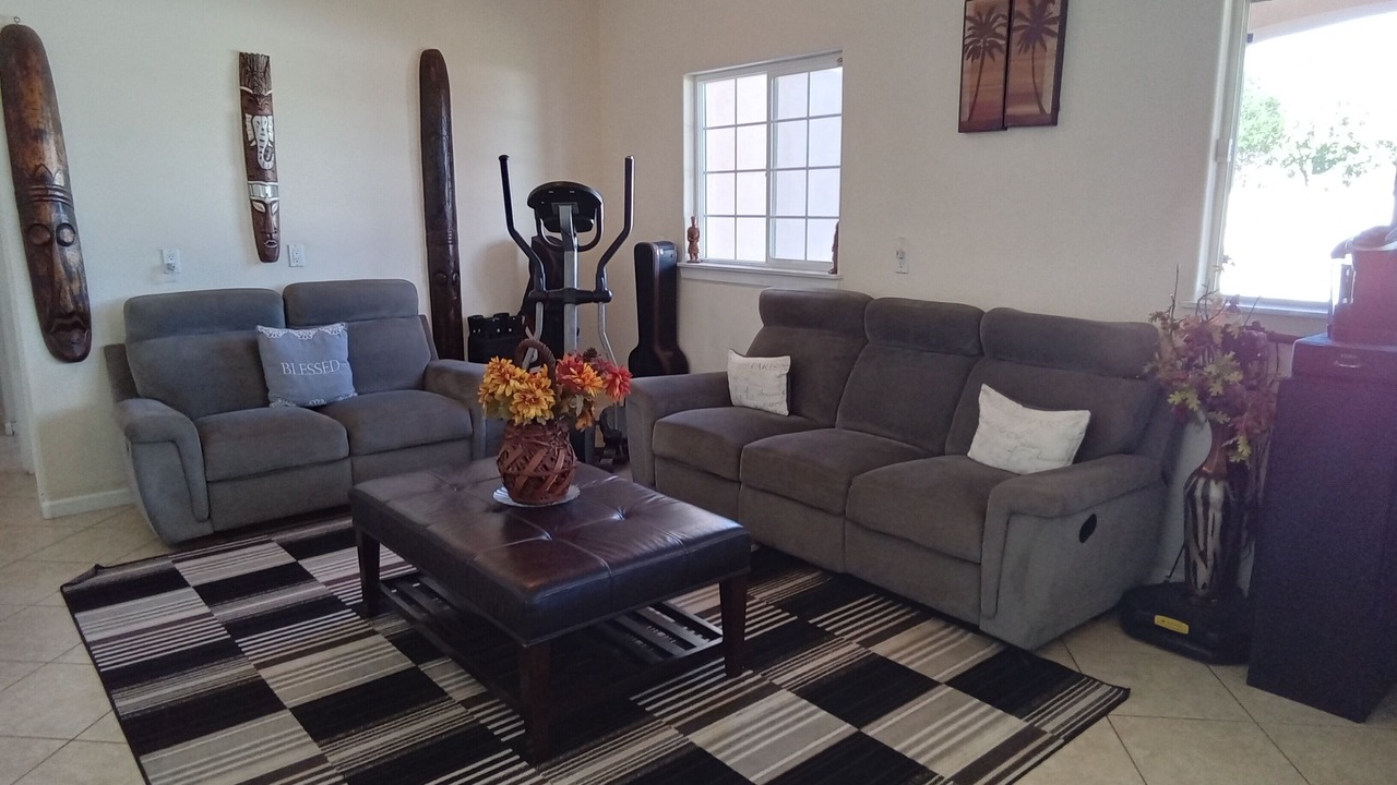 Photo of Livingroom in Wailuku