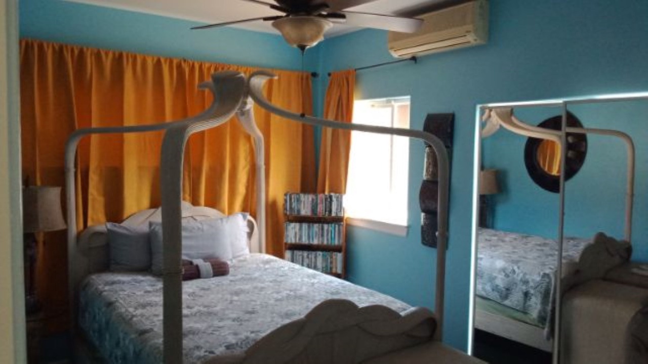 Photo of Bedroom in Wailuku