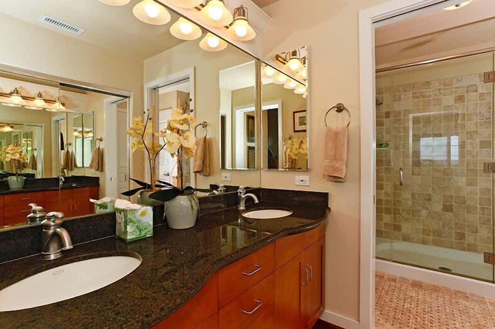 Photo of Bathroom in Ko Olina