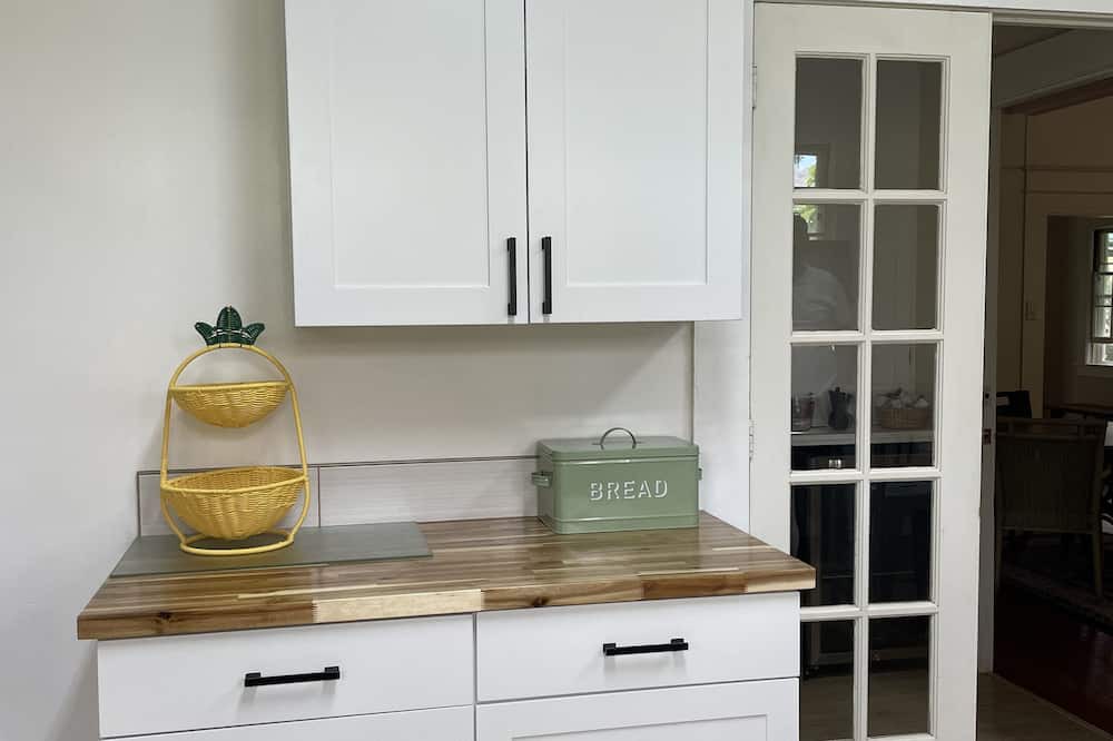 Photo of Kitchen in Makawao