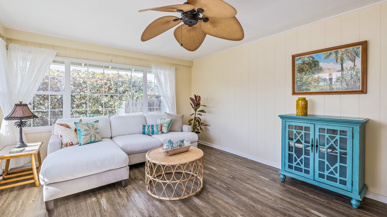 Photo of Livingroom in Kalama Tract