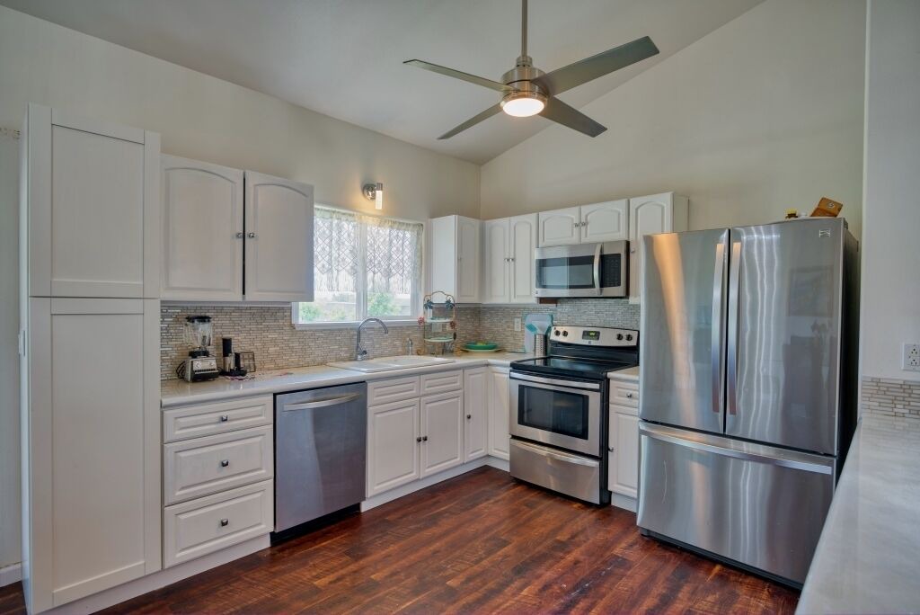 Photo of Kitchen in Keaau
