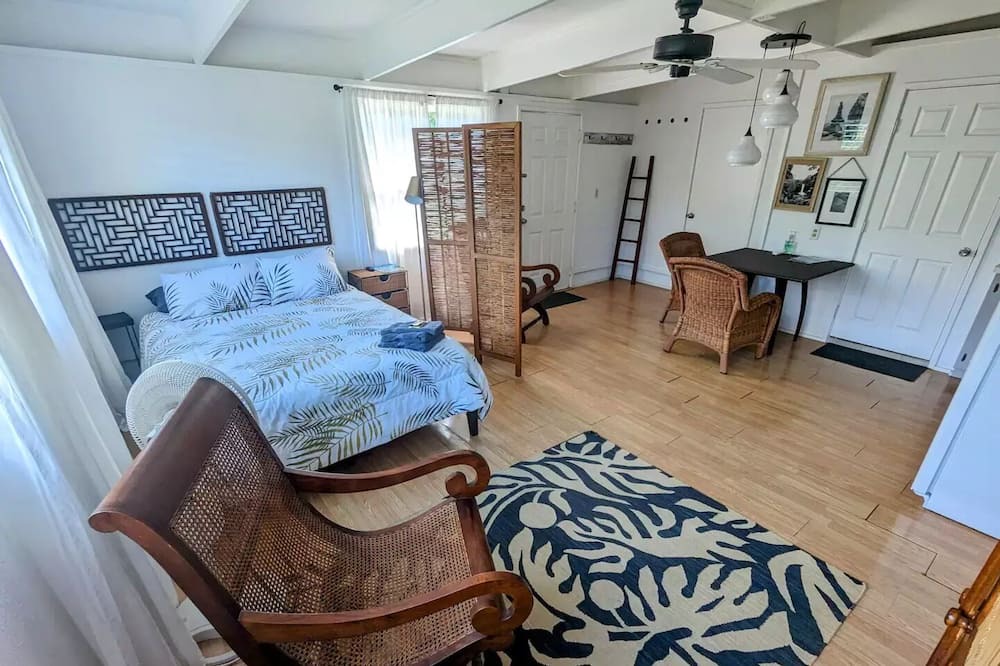 Photo of Bedroom in Kapaau