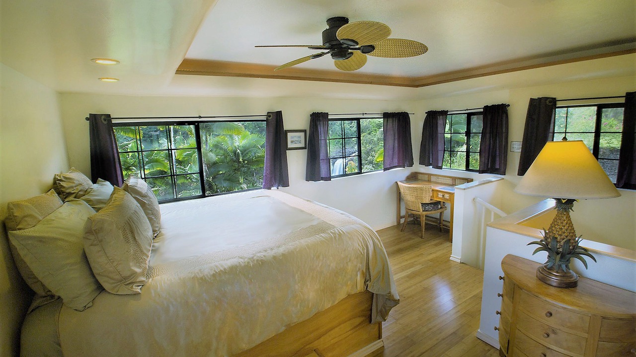 Photo of Bedroom in Hilo