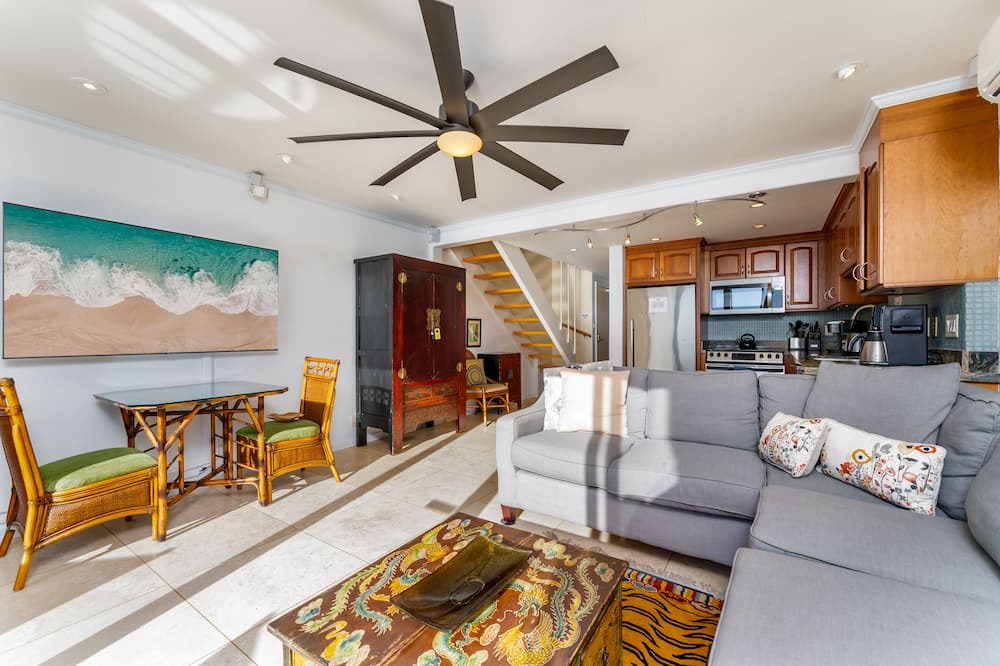 Photo of Bedroom in Maalaea