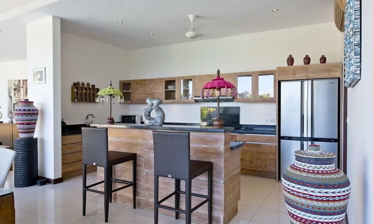 Photo of Kitchen in Portlock