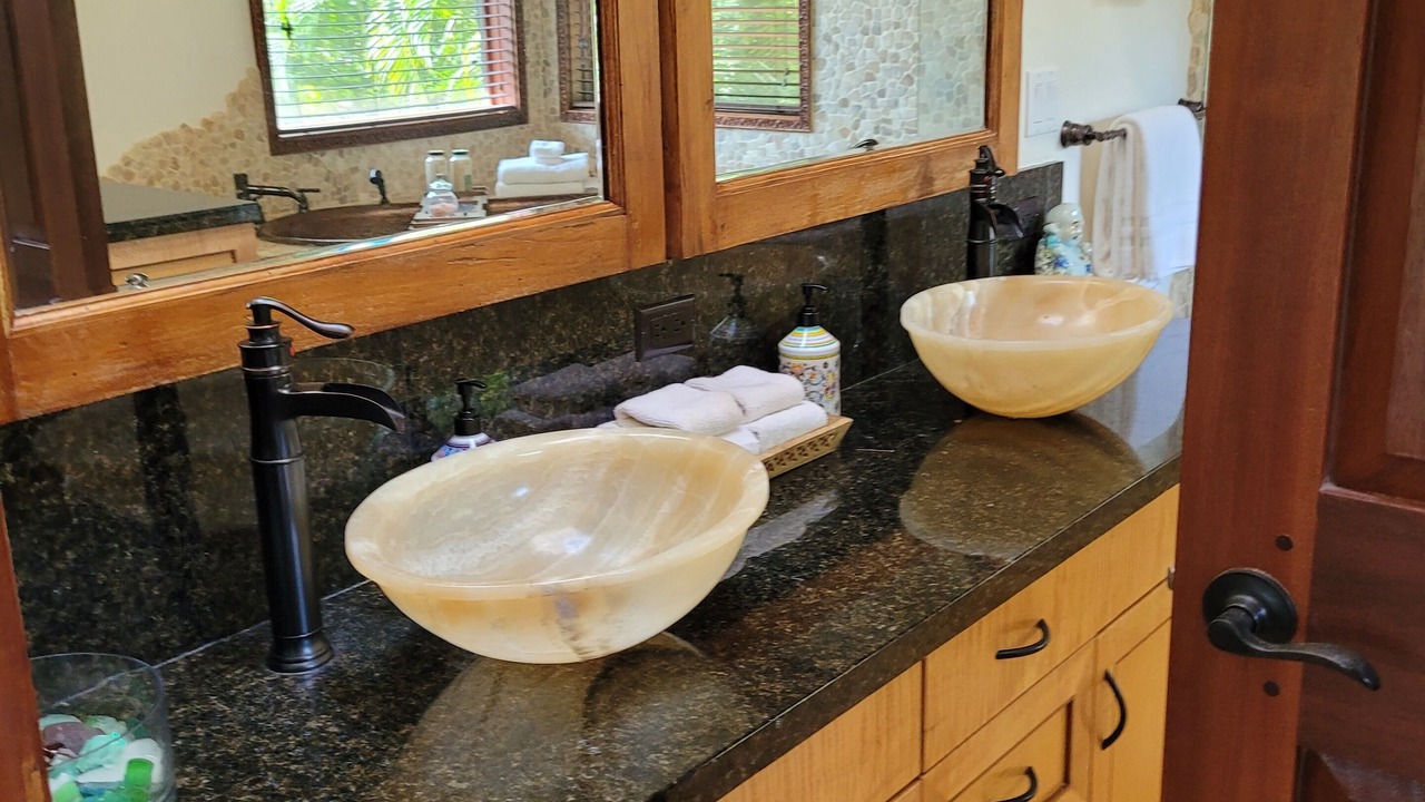 Photo of Bathroom in Waialee