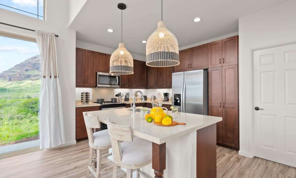 Photo of Kitchen in Makaha Valley