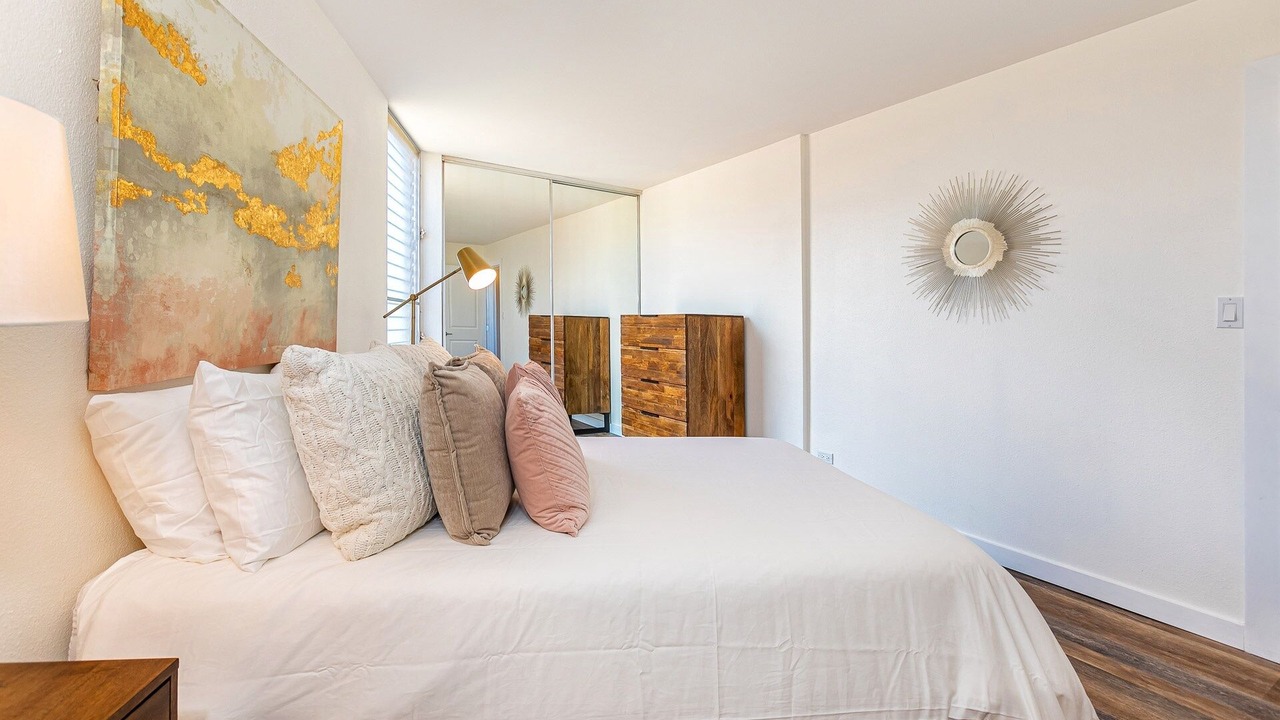 Photo of Bedroom in Maalaea