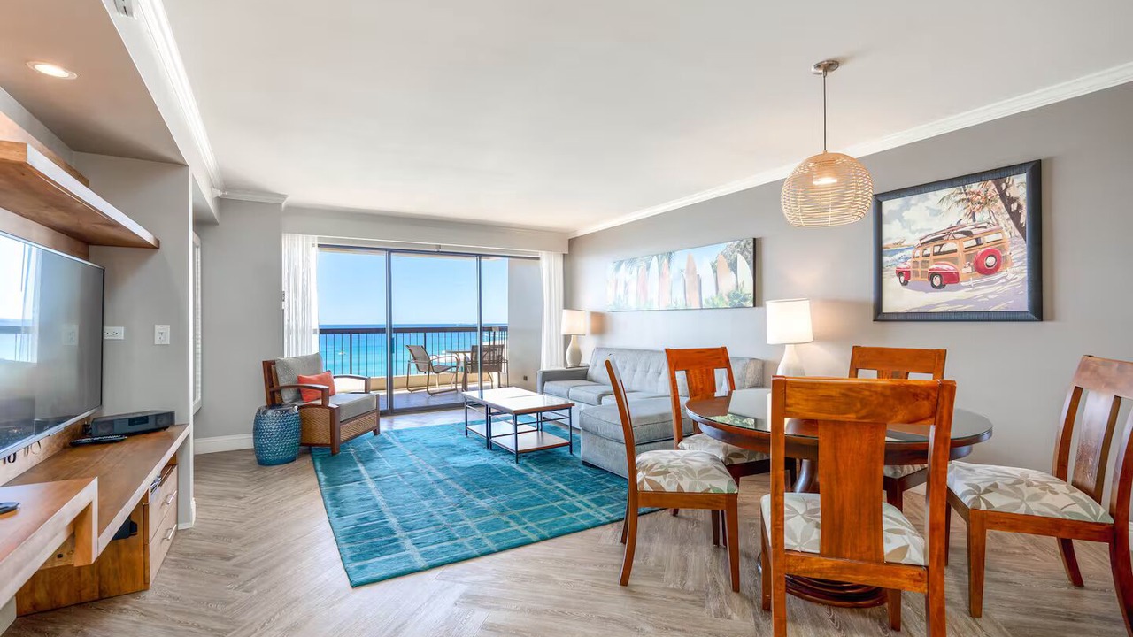 Photo of Livingroom in Honolulu