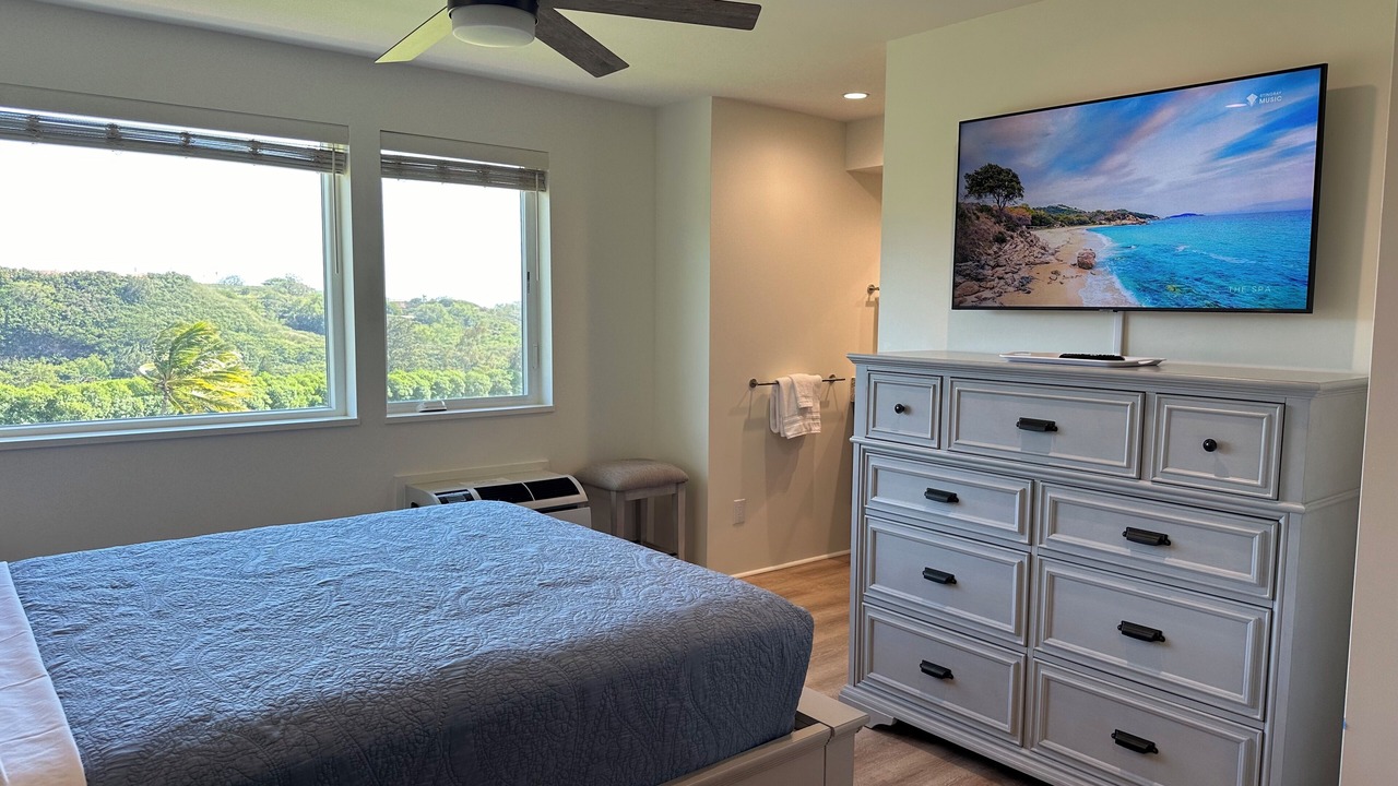Photo of Bedroom in Moanalua