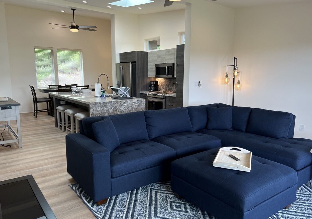 Photo of Livingroom in Moanalua