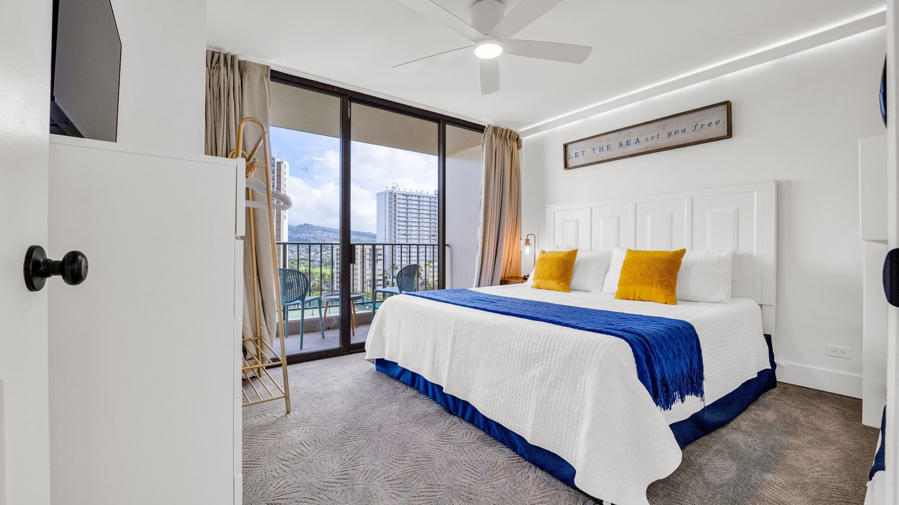 Photo of Bedroom in Waikiki