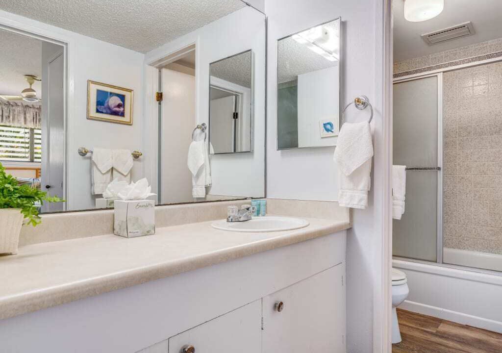 Photo of Bathroom in Kaunakakai