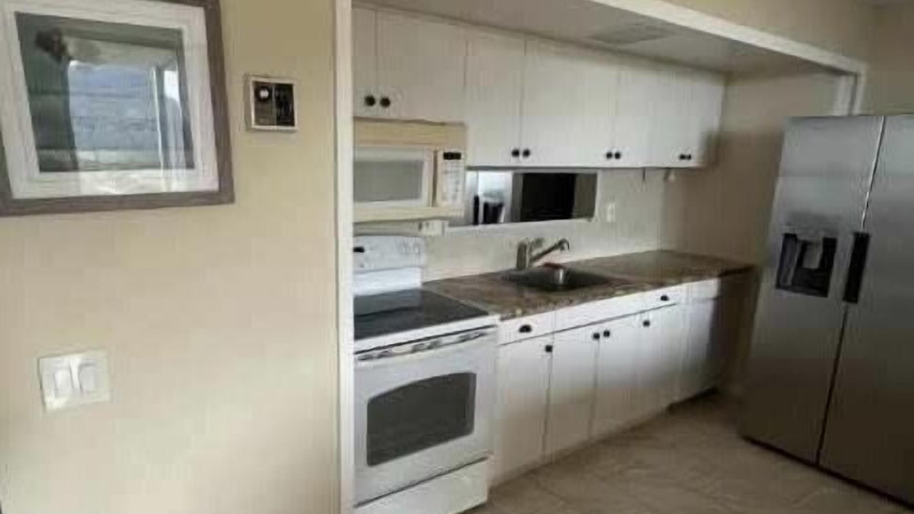 Photo of Kitchen in Makaha