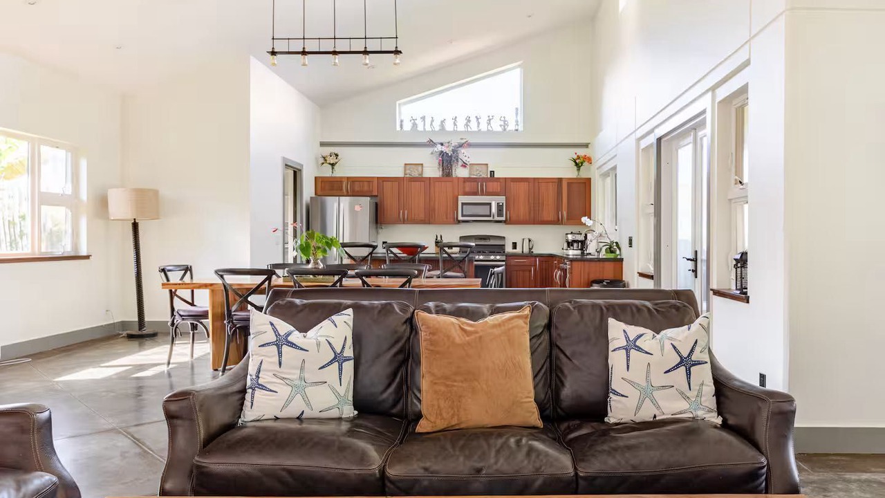 Photo of Livingroom in Pepeekeo