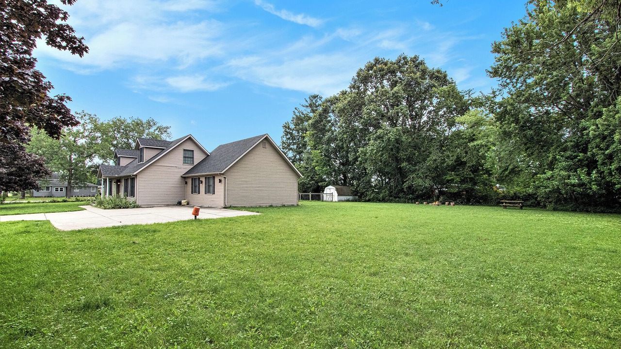Photo of Outdoor in Bridgman