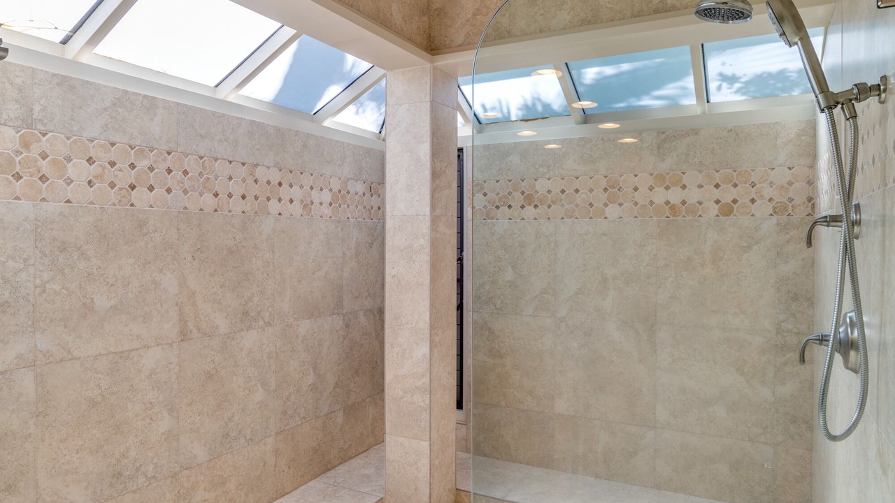 Photo of Bathroom in Napili