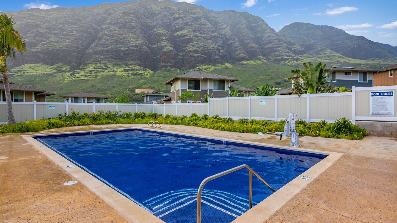 Photo of Outdoor in Makaha Valley