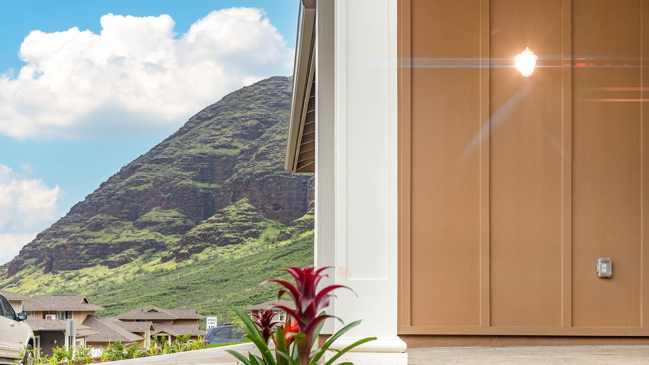 Photo of Outdoor in Makaha Valley