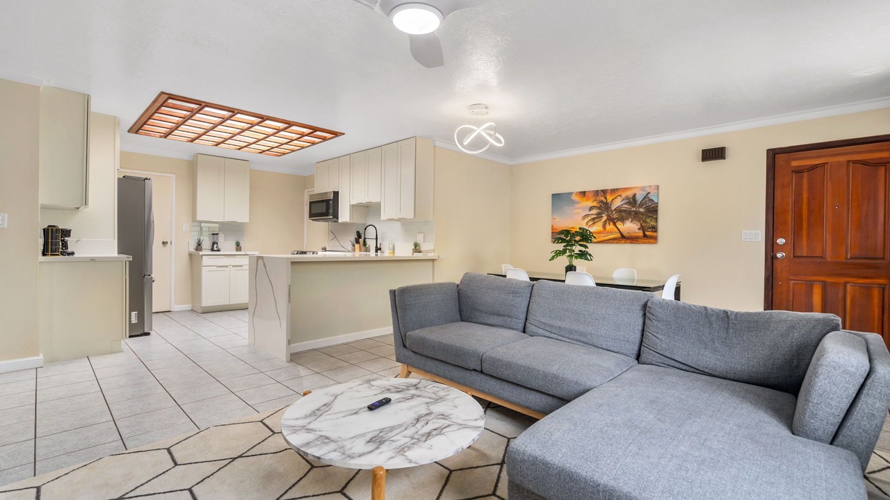 Photo of Livingroom in Ewa