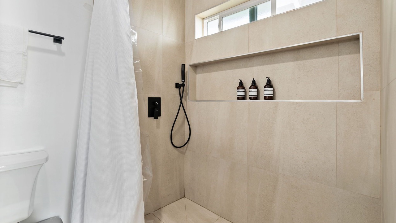 Photo of Bathroom in Wahiawa